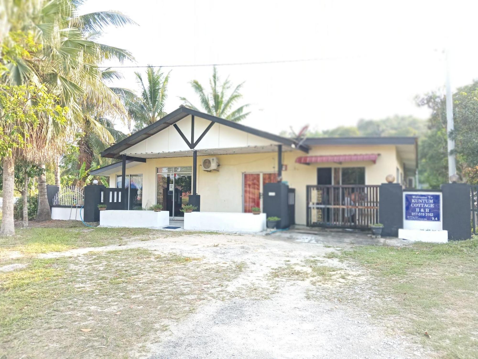 Kuntum Cottage Bed & Breakfast Kampung Tanjung Ipoh Exterior photo